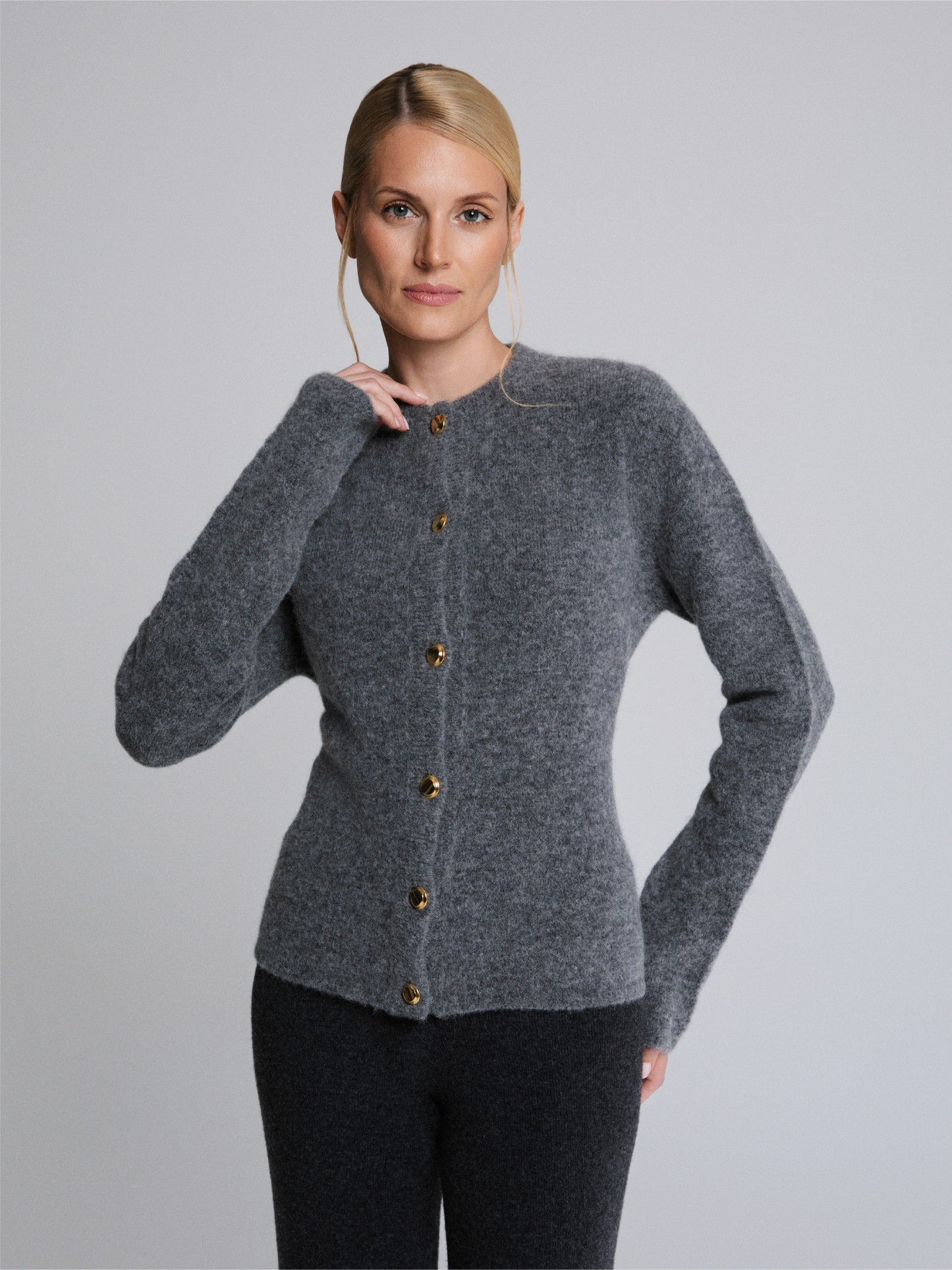 Cardigan in misto alpaca Luna con bottoni placcati oro grigio